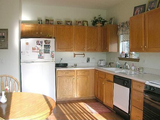 2nd image of 20944 W Spruce Ln