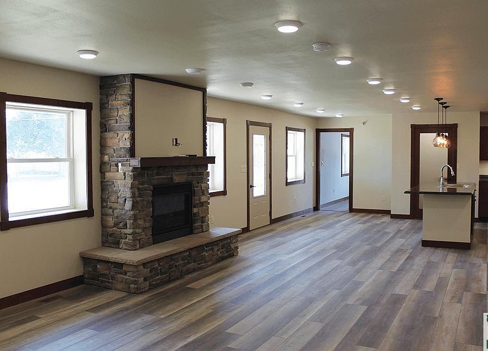 423 N Willow St Paullina IA Zillow