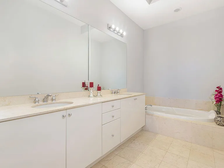 801 S Olive Ave #414 — Photo 11