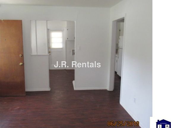3rd image of 1001 Phil Ave
