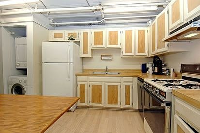 4th image of 5515 Cromwell Ln APT G2