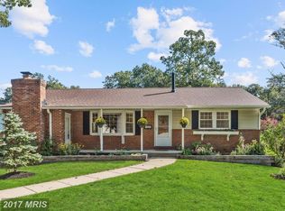 7905 E Riverside Dr, Pasadena, MD 21122