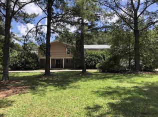 730 Roswell Lee Rd, Grantville, GA 30220