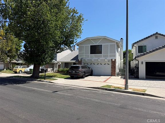 3rd image of 18012 Raymer St