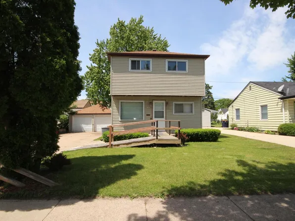 1325 South 92nd STREET, West Allis, WI 53214