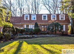 6 Sagamore Ln, East Brunswick, NJ 08816