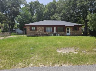 289 Oak Ln, Barnwell, SC 29812