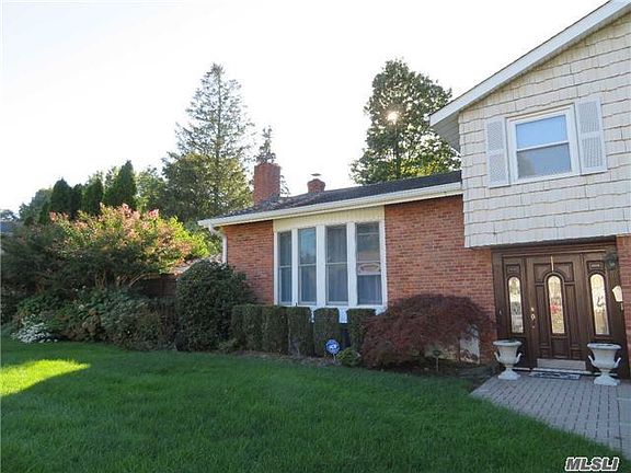 2nd image of 39 Harwood Dr E