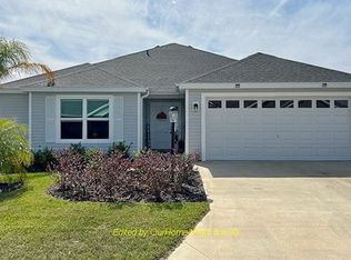 1196 Hans Ln, Okahumpka, FL 34762