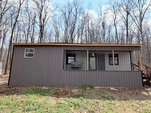 701 Roughshod Ln, Hilham, TN 38568