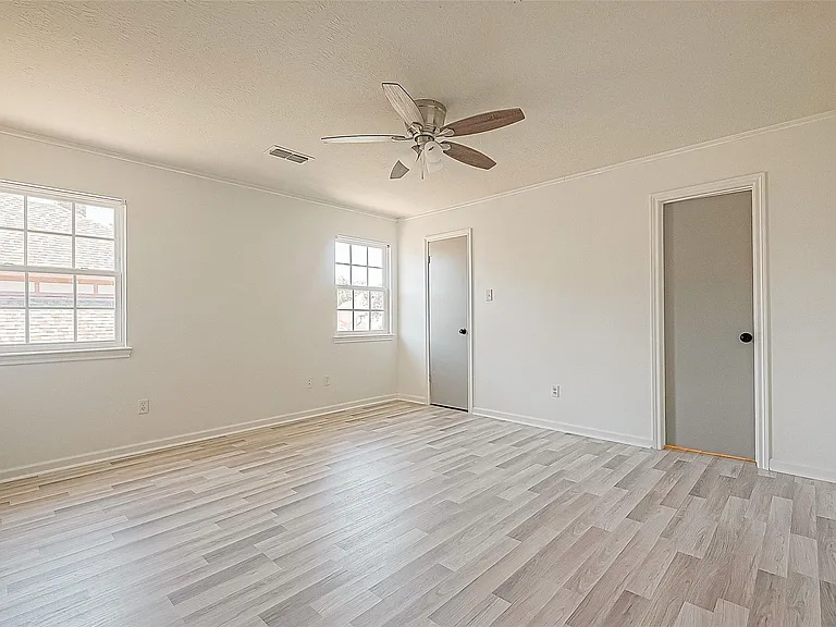 1015 Sugar Lakes Dr — Photo 22