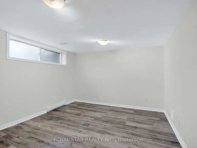 1448 Queensdale Ave — Photo 35