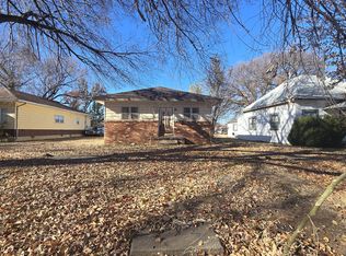 813 1st St, Alva, OK 73717