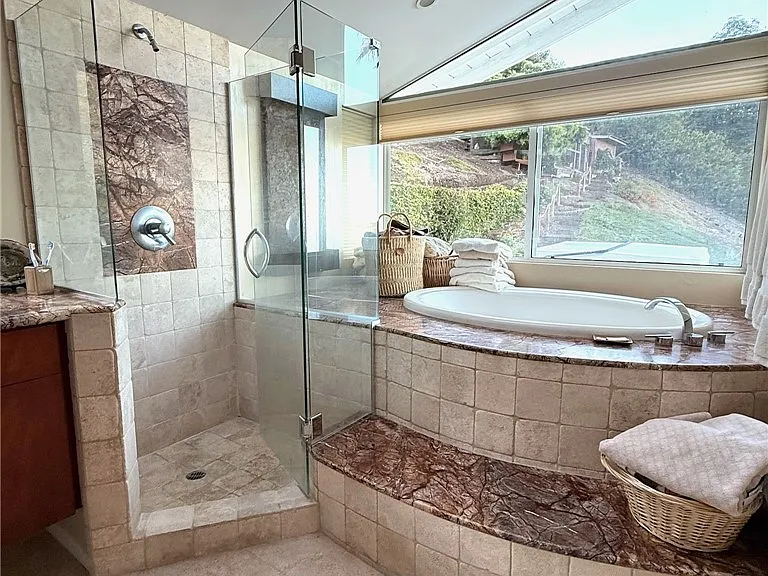 7 Southfield Dr — Photo 12