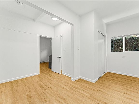 4th image of 406 S Coronado St APT 103