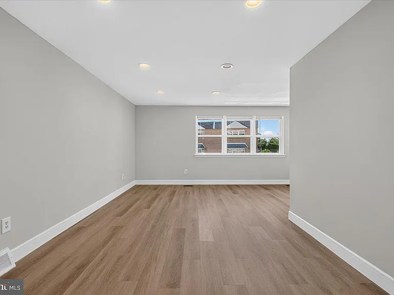 9208 Ambassador Pl #1 — Photo 2