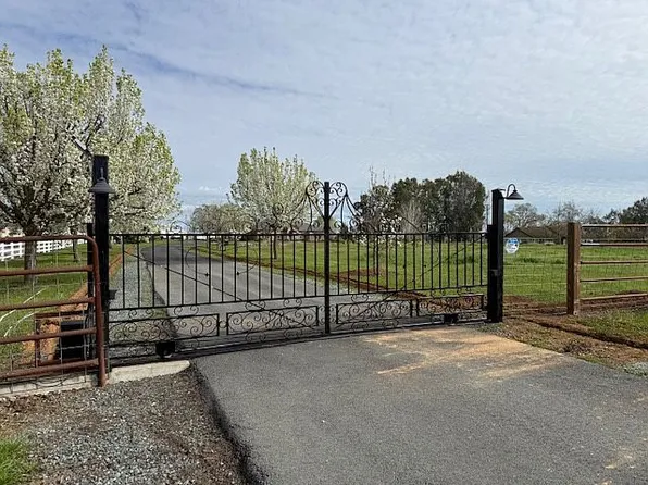 12065 Kirkwood St, Herald, CA 95638