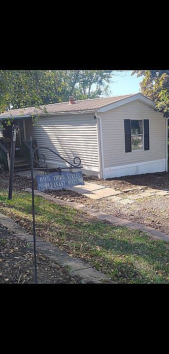 1st image of 805 3rd Street Ext