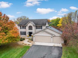 19885 Evensong Ct, Farmington, MN 55024