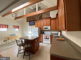 140 Overlook Ave, Hamilton, NJ 08610