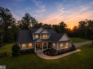 11383 Lucky Hill Rd, Bealeton, VA 22712