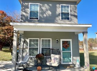 1781 17th Ave NE, Hickory, NC 28601