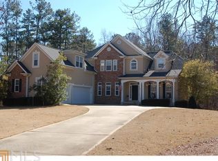 225 Ashley Forest Dr, Fayetteville, GA 30214