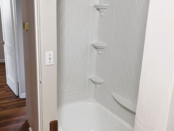 4th image of 5740 SE Milwaukie Ave #41-4