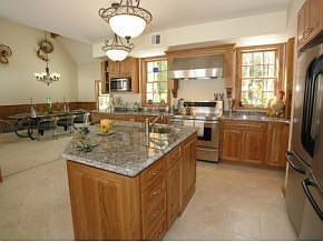 2nd image of 55 Lighthouse Ln