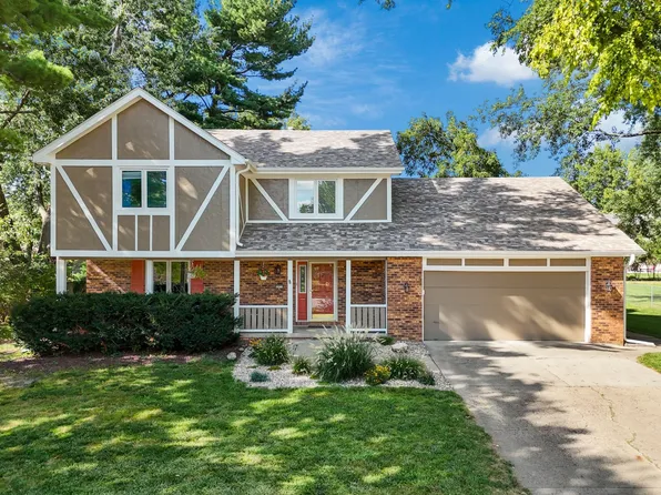 3931 Ashworth Rd, West Des Moines, IA 50265