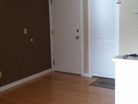 2nd image of 1600 Cedarwood Dr APT 324