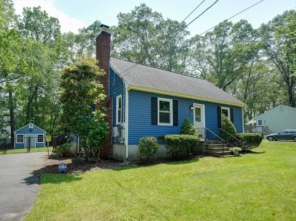 10 Laurel Ln, Bellingham, MA 02019