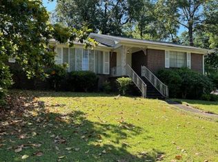 800 Milgray Ln, Bessemer, AL 35022