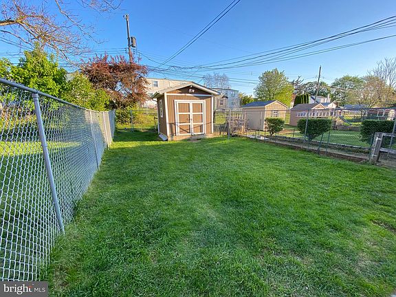 5th image of 428 Garfield Ave