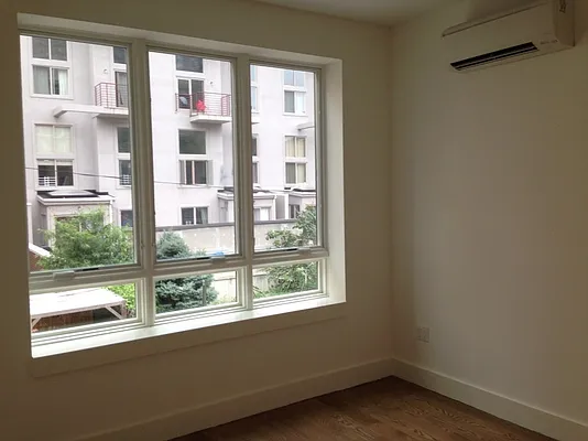 Rented by Sam Tabak | media 34