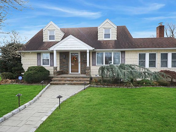 2nd image of 1 Burkland Ln