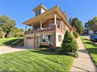 65 Brunswick Ave, Bloomsbury, NJ 08804