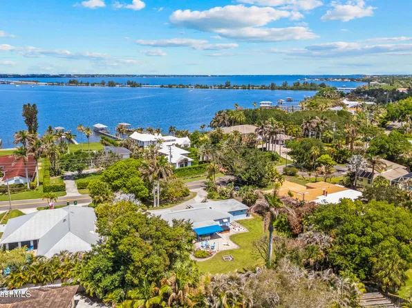 1209 S Riverside Dr, Indialantic, FL 32903