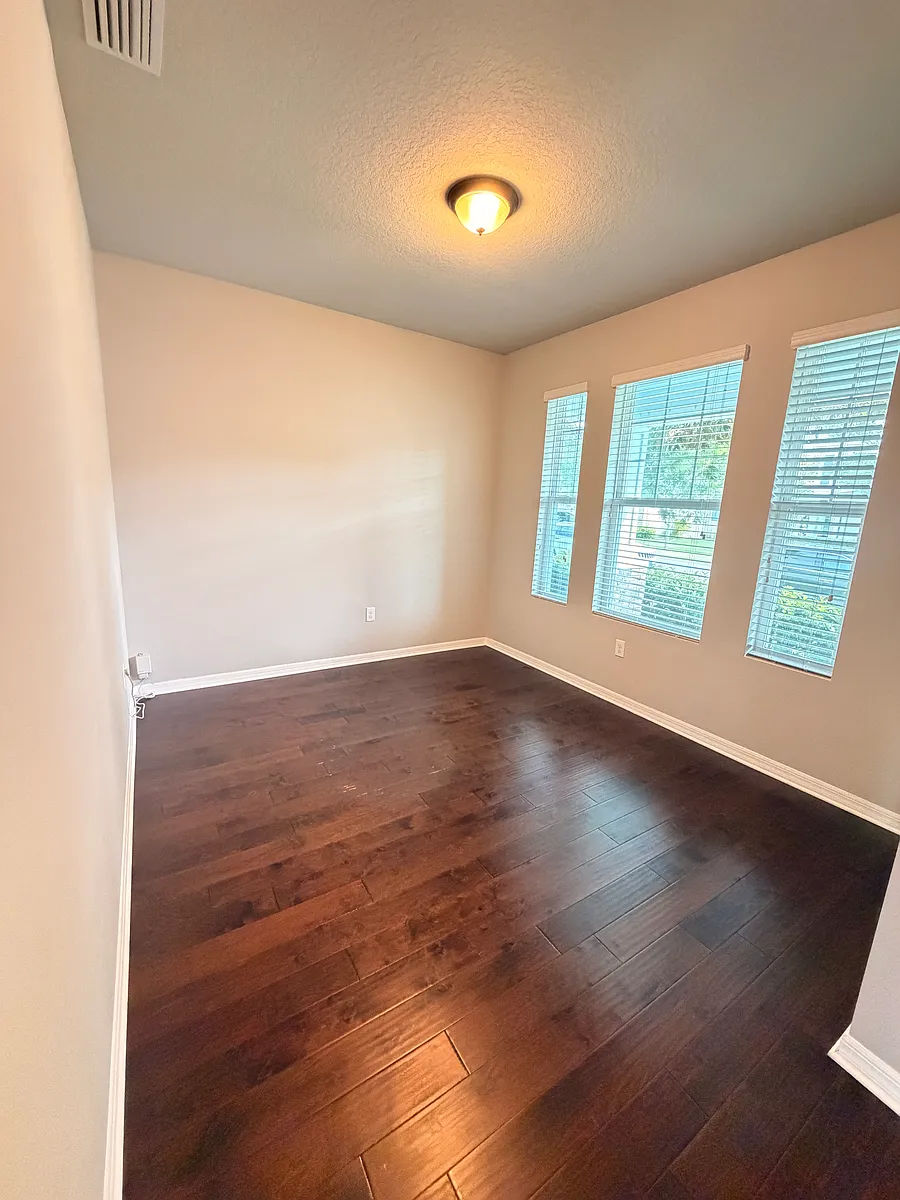 Building Photo - 14800 Caravan Ave