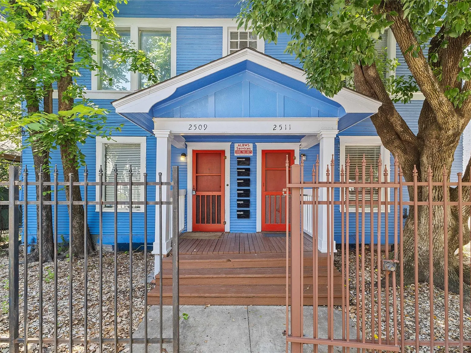2 bed, 1.0 bath, 1100 sqft, $1,895 — Photo 1