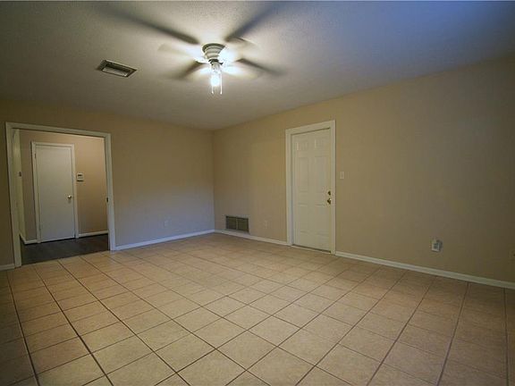 4th image of 3821 Sunnybank Dr