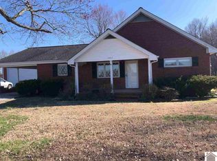 2087 State Line Rd E, Hazel, KY 42049