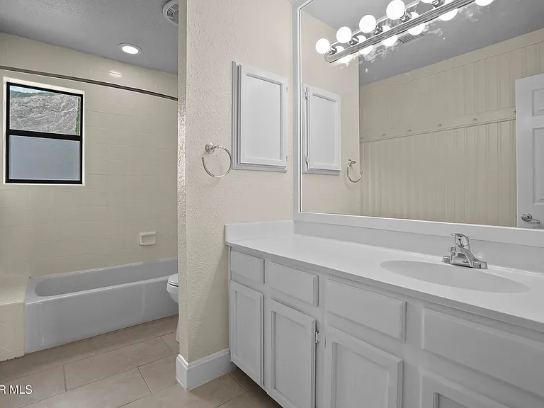 1805 Gurss Pl — Photo 27