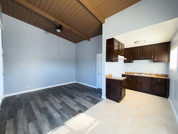 3rd image of 6620 Selfland Ave