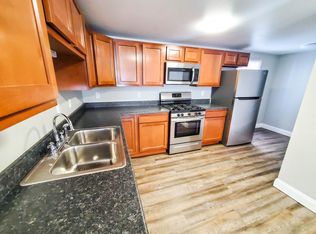 717 Myrtle St APT 2, Erie, PA 16502