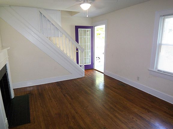5th image of 108 N Holly St