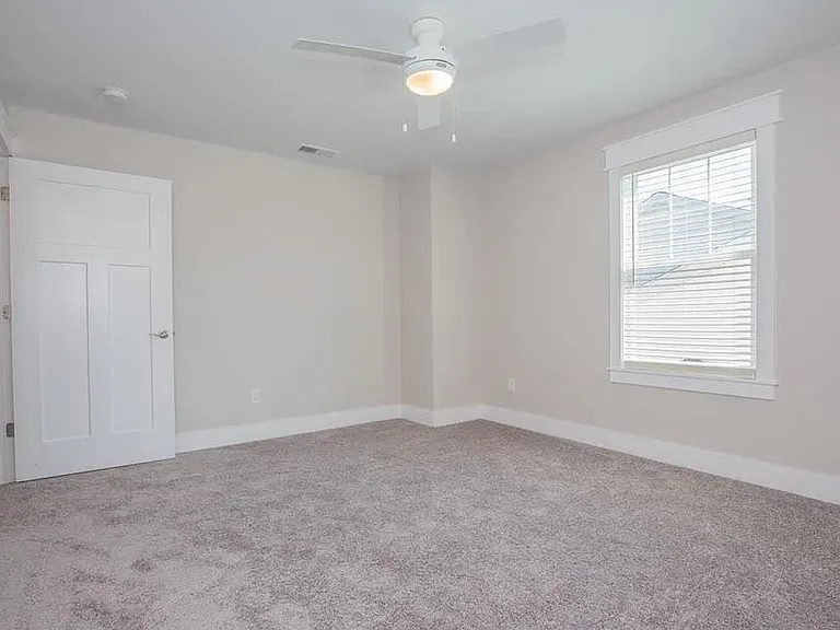 8635 Pebble Creek Dr — Photo 14