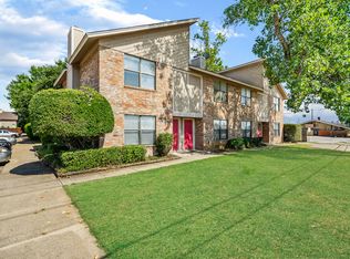 3089 W Sycamore Cir, Euless, TX 76040