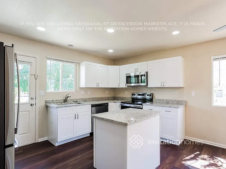 2205 E 127th Pl — Photo 9