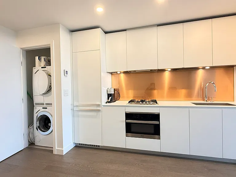 1480 Howe St #3908 — Photo 6